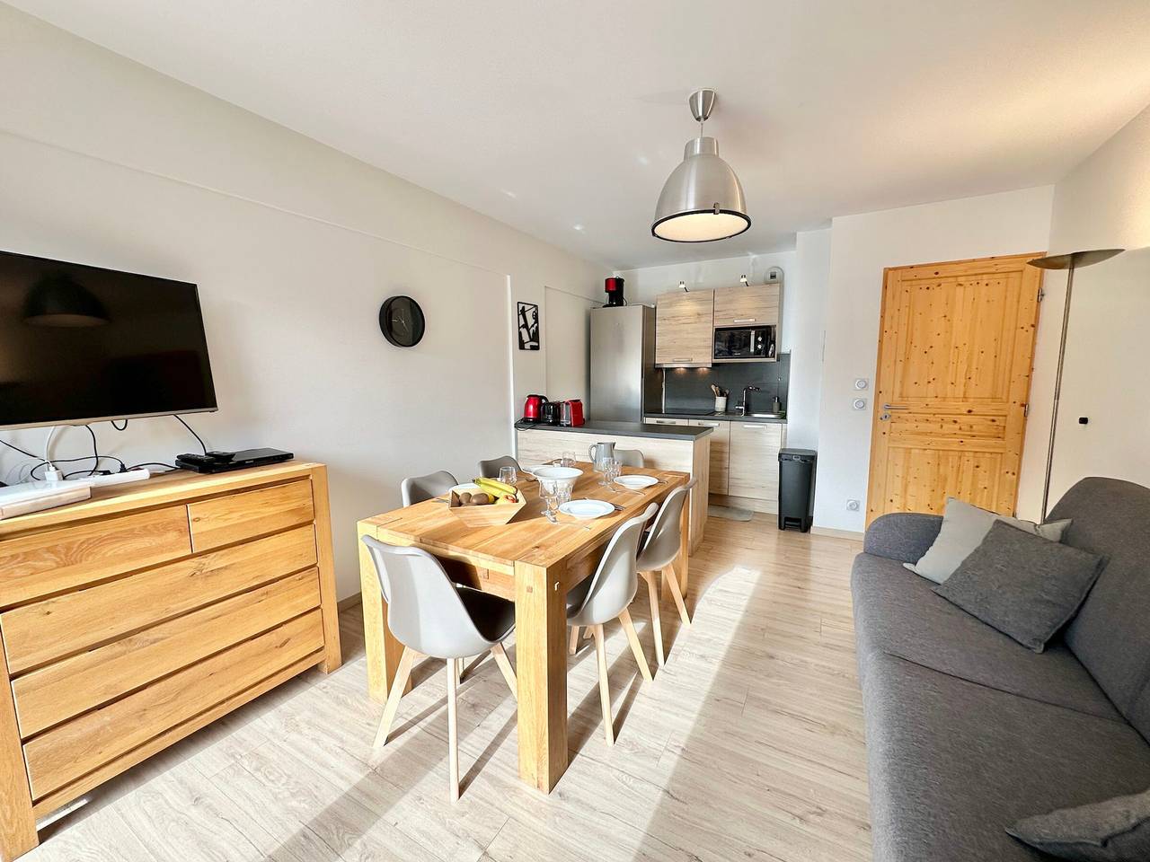 Appartement entier, Vars : T2 cabine neuf avec terrasse et Wifi pour 6 pers in Vars, Région de Briançon