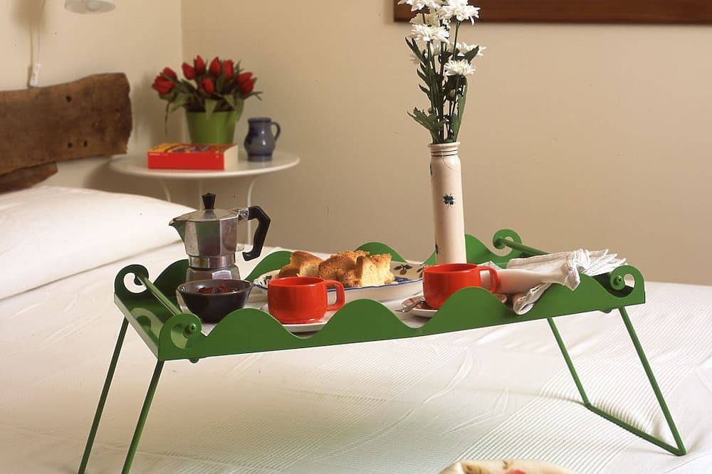 Beautiful and Cosy Countryhouse Overlooking Orvieto in Orvieto, Terni Province