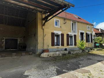 Gîte pour 12 personnes, avec jardin et terrasse, animaux acceptés à Sougères-en-Puisaye