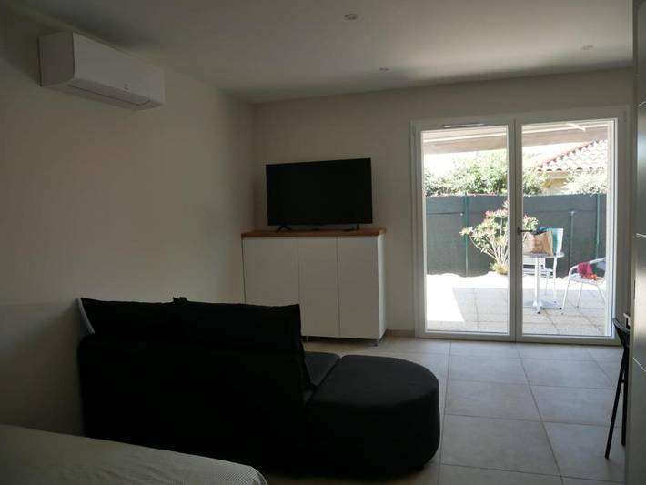 Gîte pour 3 personnes, avec Terrasse à Saint-Maurice-de-Gourdans