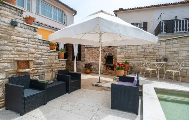 Apartment mit Meerblick, Terrasse, WLAN und Parkplatz – 1,5 km zum Strand in Marčana, Südküste Istrien