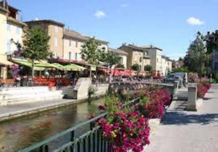 Gîte pour 4 personnes dans Office De Tourisme Du Pays Des Sorgues Et Des Monts De Vaucluse - 4