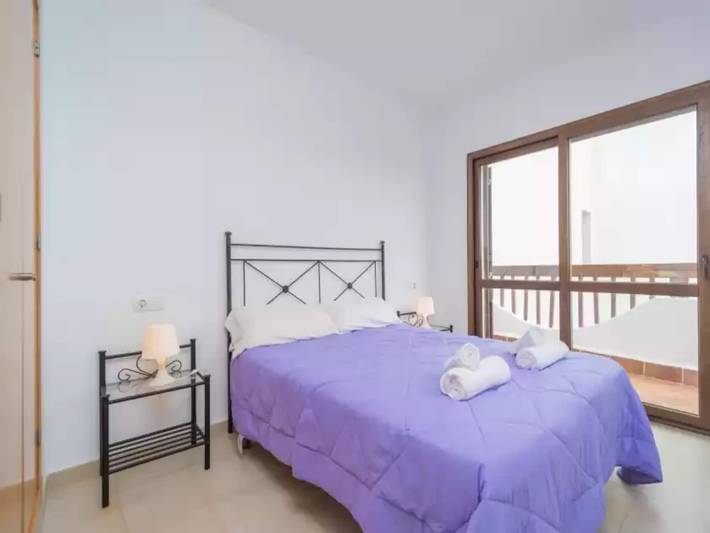 Hütte für 6 Personen, mit Balkon/Terrasse und Balkon sowie Terrasse und Garten in Santanyí - 4