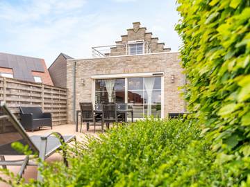 Location de vacances pour 6 personnes, avec jardin et terrasse à Nieuwpoort