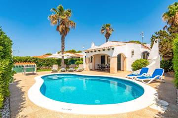 Villa in Ciutadella, Coast of Menorca für 6 
