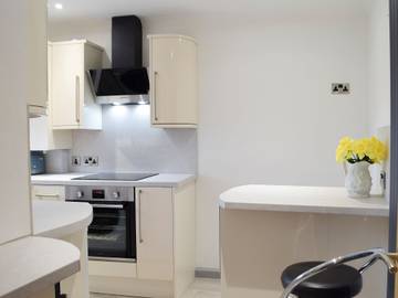 Holiday Rental for 4 People in Llanelli, Carmarthenshire, Photo 4