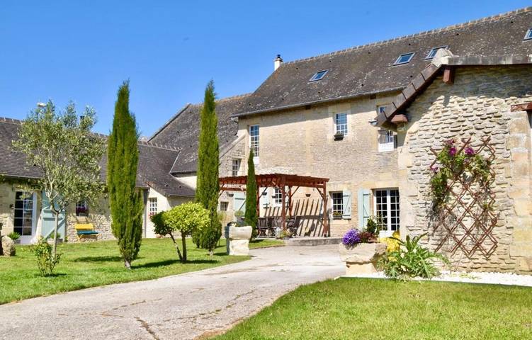 Chambre d’hôte pour 2 personnes, avec sauna et jardin ainsi que terrasse et jacuzzi dans le Calvados