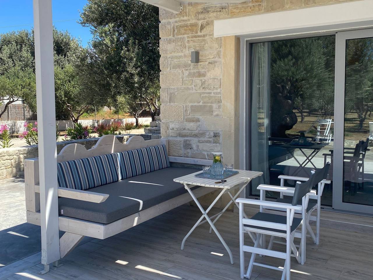 Ganze Ferienwohnung, The Olive House - Apartment im Olivenhain am Meer - Apartment im Olivenhain am Meer in Agia Galini, Rethymno und Umgebung