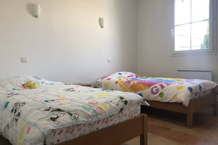 Location de vacances pour 8 personnes, avec jardin et terrasse à Castries - 4