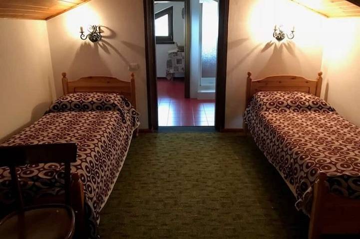 Ganze Wohnung, Spacious and bright attic room in Siror, Primiero San Martino di Castrozza
