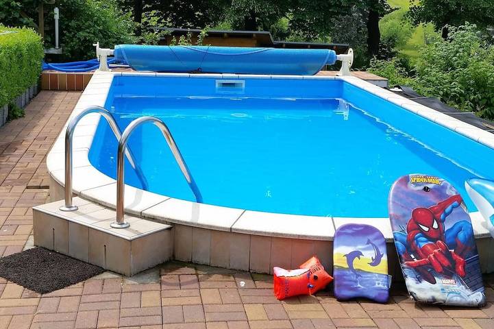 Ferienhaus für 4 Personen, mit Balkon und Garten sowie Sauna in Sebnitz