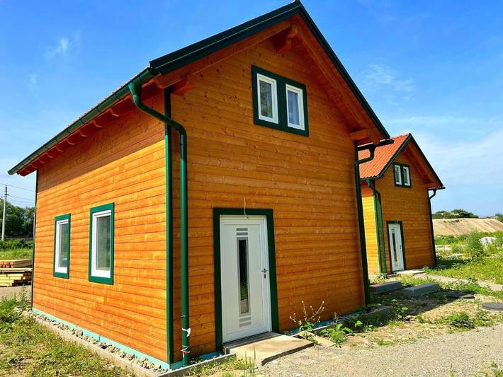 Ferienhaus für 7 Personen, mit Terrasse und Garten sowie Sauna und Seeblick in Spielberg