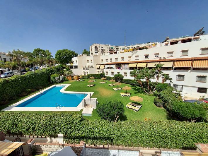 Casa para 8 personas, con Balcón además de Terraza y Piscina en Torremolinos