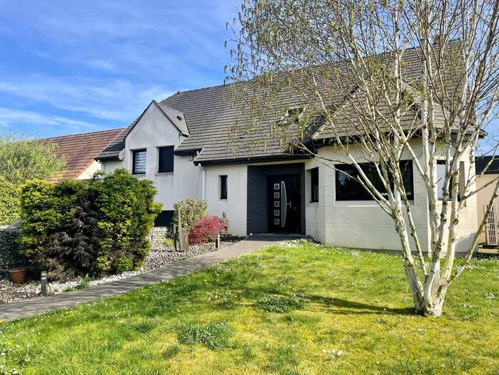 Location de vacances pour 8 personnes, avec sauna ainsi que terrasse et jacuzzi à Ailly-le-Haut-Clocher