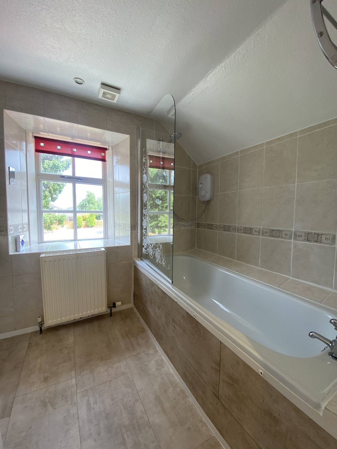 Ganze Ferienwohnung, Ferienwohnung für 2 Personen mit Garten in Kingussie, Highlands