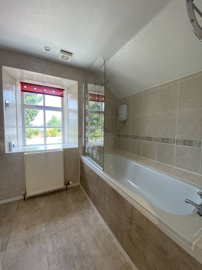 Ganze Ferienwohnung, Ferienwohnung für 2 Personen mit Garten in Kingussie, Highlands