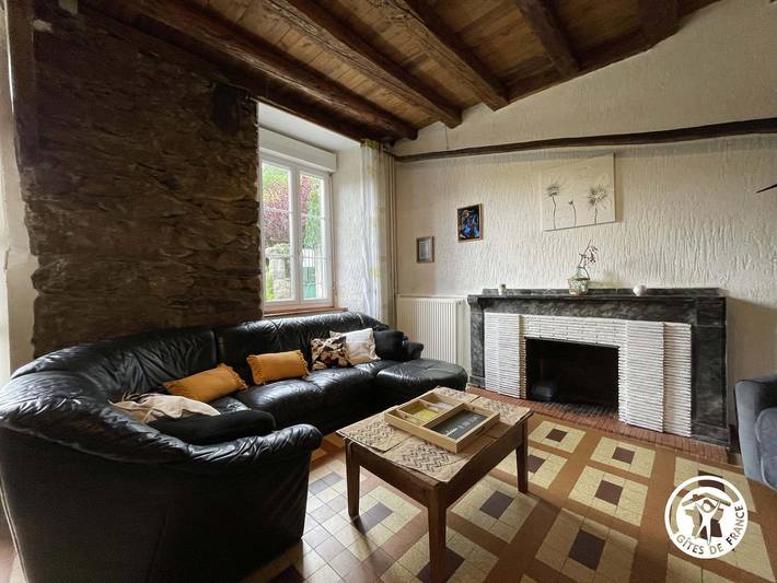 Gîte pour 6 personnes, avec terrasse, animaux acceptés dans Chioula - 4