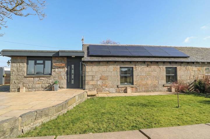 Cottage for 7 people, with garden in Stirling