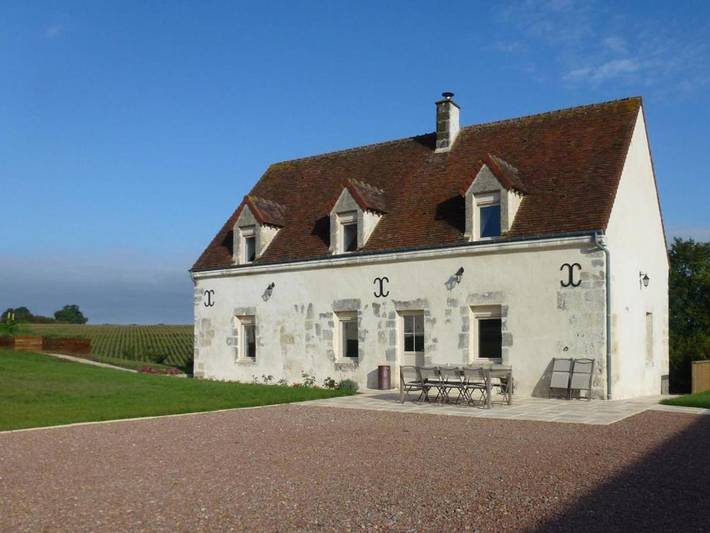 Location de vacances pour 12 personnes, avec Terrasse et Jardin dans Mauves-sur-Huisne