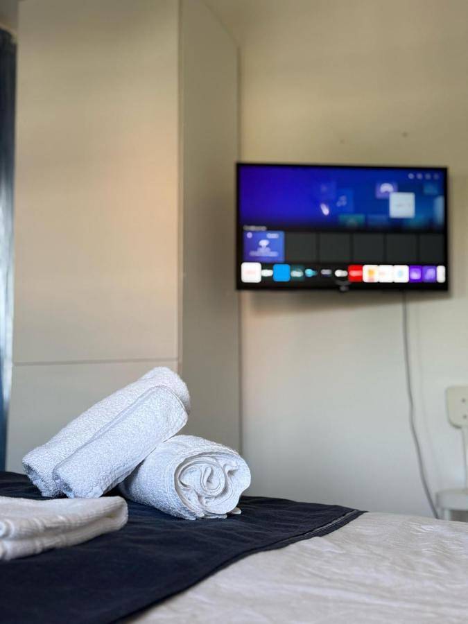 Appartamento intero, Two-Bedroom Family Apartment in Eur (Roma), Roma