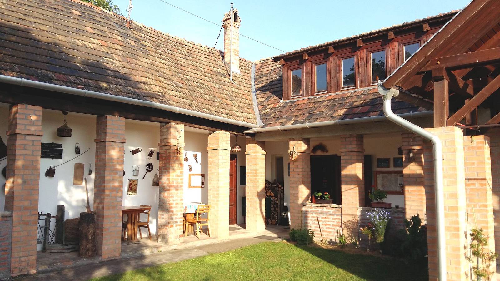 Rustikaler Charme – Suite 8601 mit zwei Schlafzimmern in Dunaszentmiklós, Kleingebiet Totis