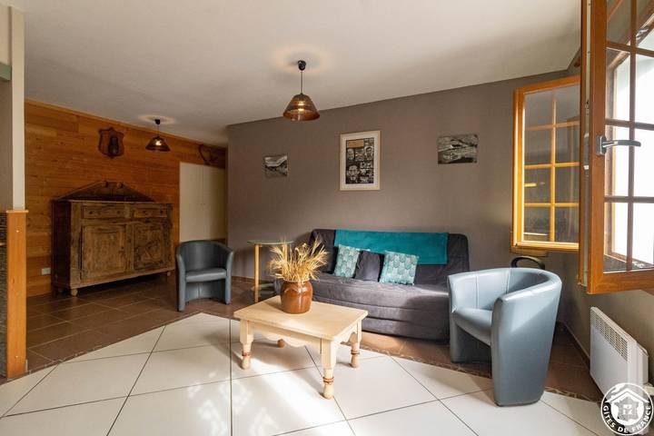 Gîte pour 2 personnes, avec terrasse à Sers
