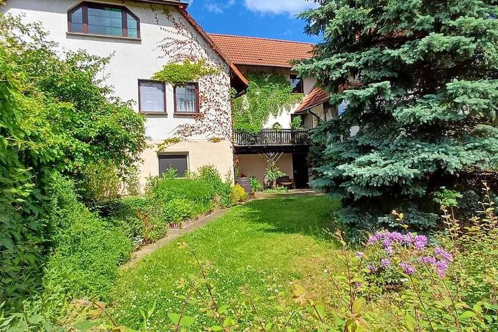 Ferienhaus für 8 Personen, mit Balkon und Garten in Quedlinburg