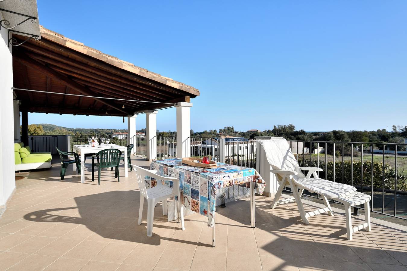 Ferienhaus "Marina Holiday" mit Meerblick, 2 privaten Terrassen und Wlan in Torre di Bari, Ogliastra Provinz