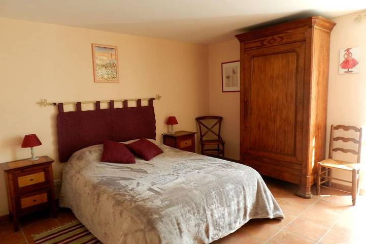 Location de vacances pour 6 personnes, avec jardin et balcon à Chevannes - 2