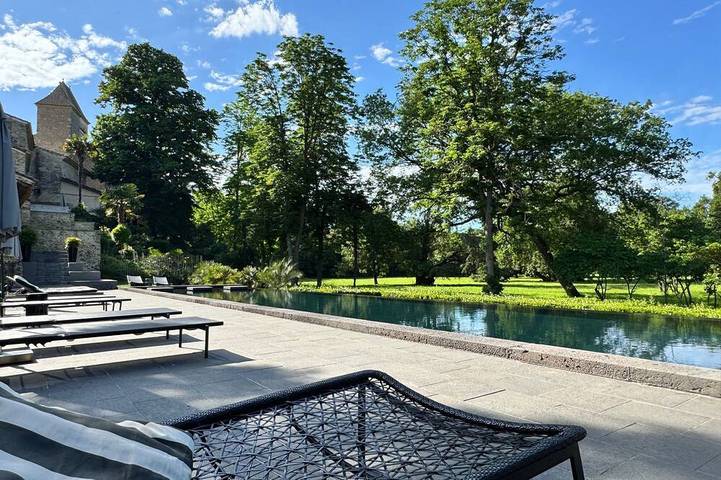 Location de vacances pour 5 personnes, avec Jardin ainsi que Piscine et Sauna à Lieuran-lès-Béziers