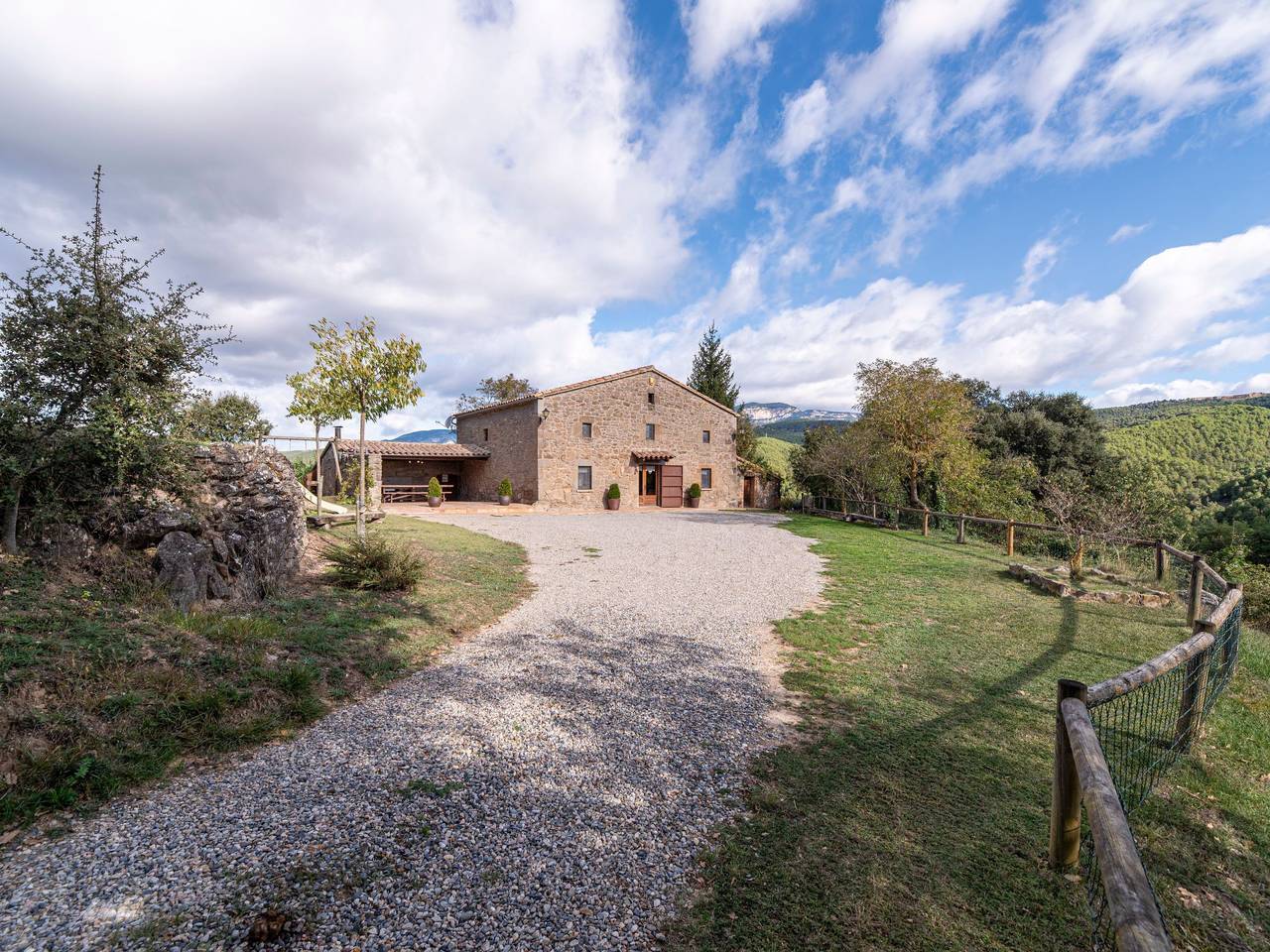 Mit privatem Pool in Lladurs, Province de Lérida