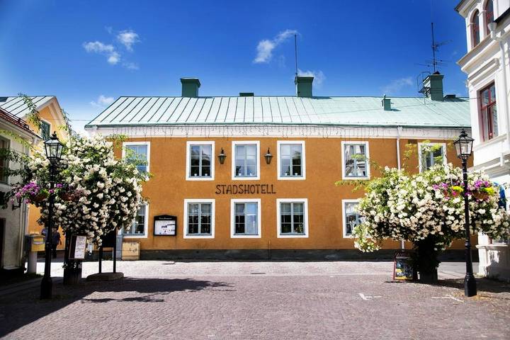 Hotell för 2 Personer, med Terass samt Trädgård och Bastu i Trosa