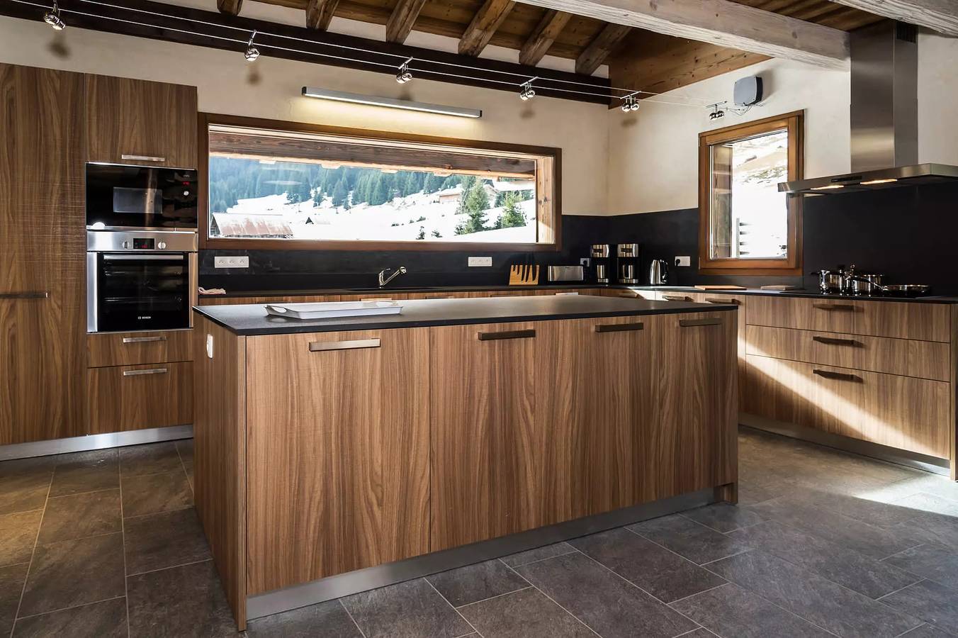 Apartamento entero, 8 estancias por 14 personas in Châtel, Les Portes du Soleil