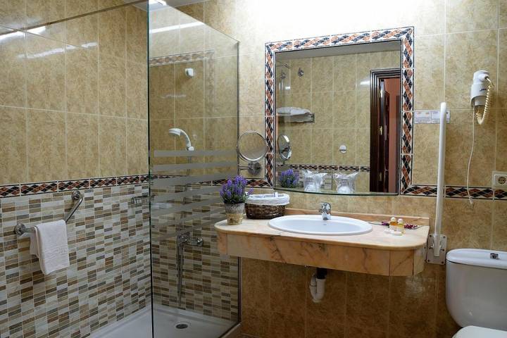 Hôtel pour 2 personnes, avec vue à Guadix - 2