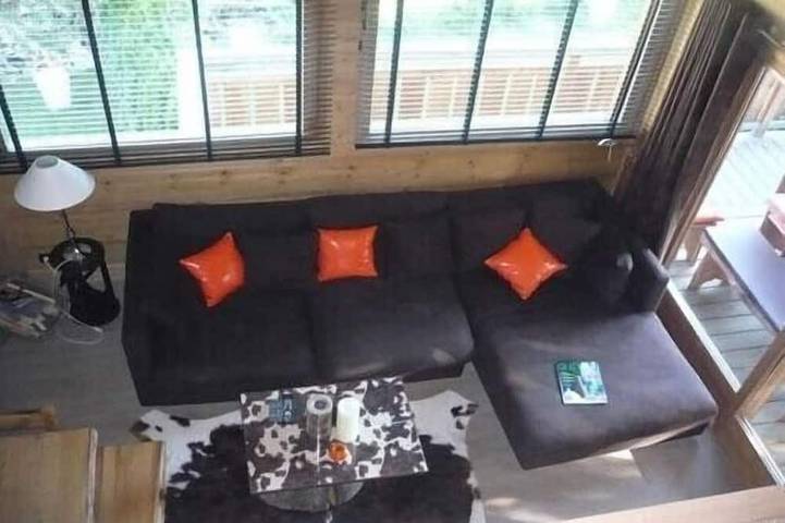 Gîte pour 5 personnes, avec terrasse et jardin dans Office de Tourisme de Megeve