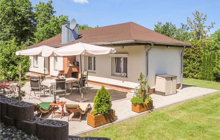 Ferienhaus für 4 Personen, mit Terrasse und Garten sowie Ausblick in Blankenburg