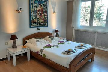 Villa pour 9 Personnes dans Saint-Thibault-des-Vignes, Seine-et-Marne, Photo 1