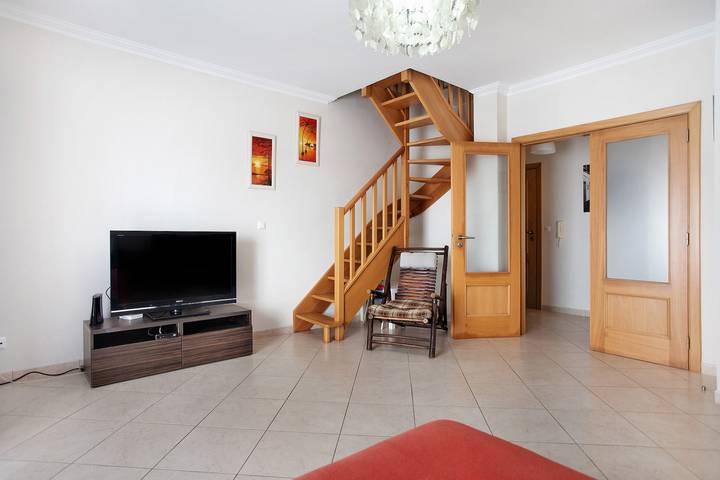 Casa de vacaciones 'A O - Ferrel House Casual' con balcón y Wi-Fi in Ferrel, Leiria District
