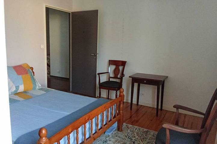 Location de vacances pour 12 personnes, avec jardin dans Gare De Lourdes - 3