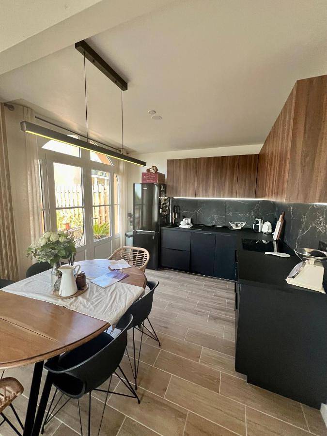 Gîte pour 4 personnes, avec vue et terrasse à Carignan-de-Bordeaux - 3