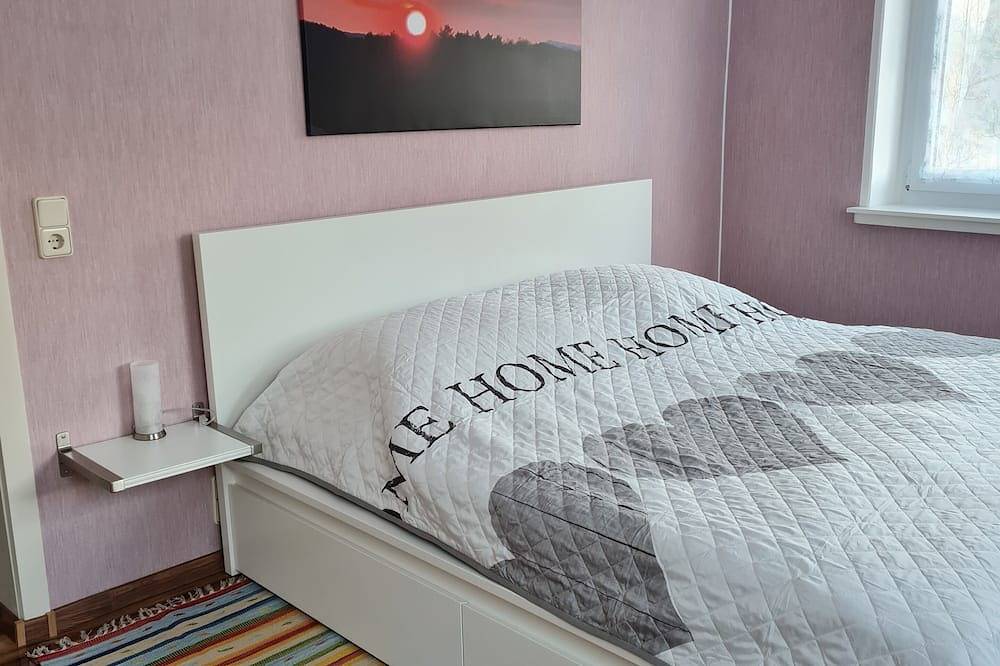 Ganze Wohnung, Ferienwohnung Christine in der Seidenblumenstadt Sebnitz in Sebnitz, Elbsandsteingebirge