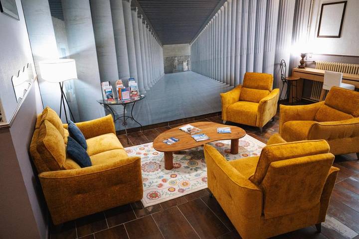 Hôtel pour 2 personnes, avec balcon et vue dans Theatre Moliere Scene Nationale