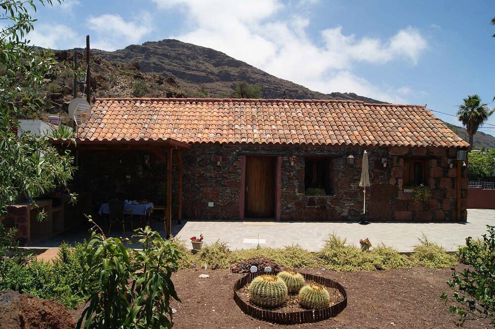 Rural House La Fuente de la Flora in El Parralillo, Santa Lucía de Tirajana
