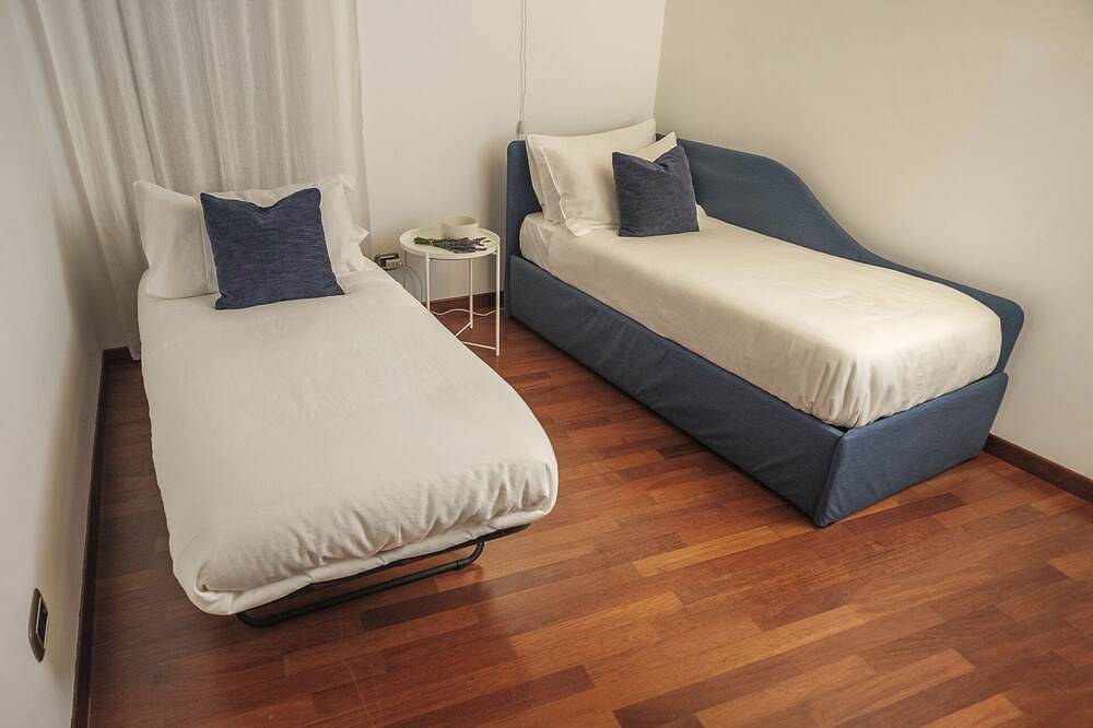 Appartement entier, Entire apartment in historic building with fine furnishings and every comfort in Grottaglie, Province de Taranto