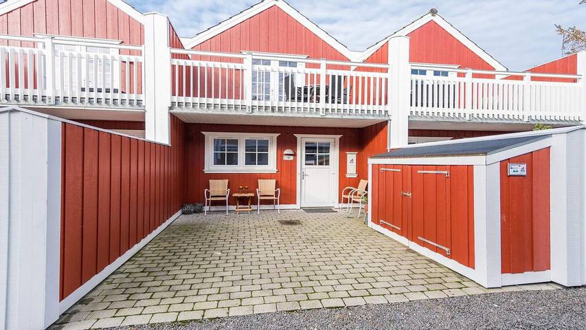 Ferienhaus für 7 Personen, mit Whirlpool und Sauna, mit Haustier in Tirpitz Museum (Oksby)