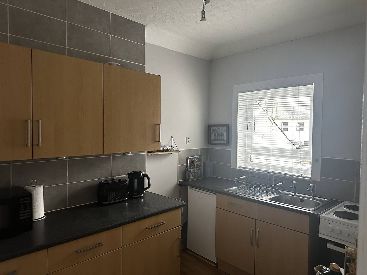 Ganze Ferienwohnung, 1 Bed Flat - Sleeps 2 - Parking - Wifi in Ayr, Ayrshire