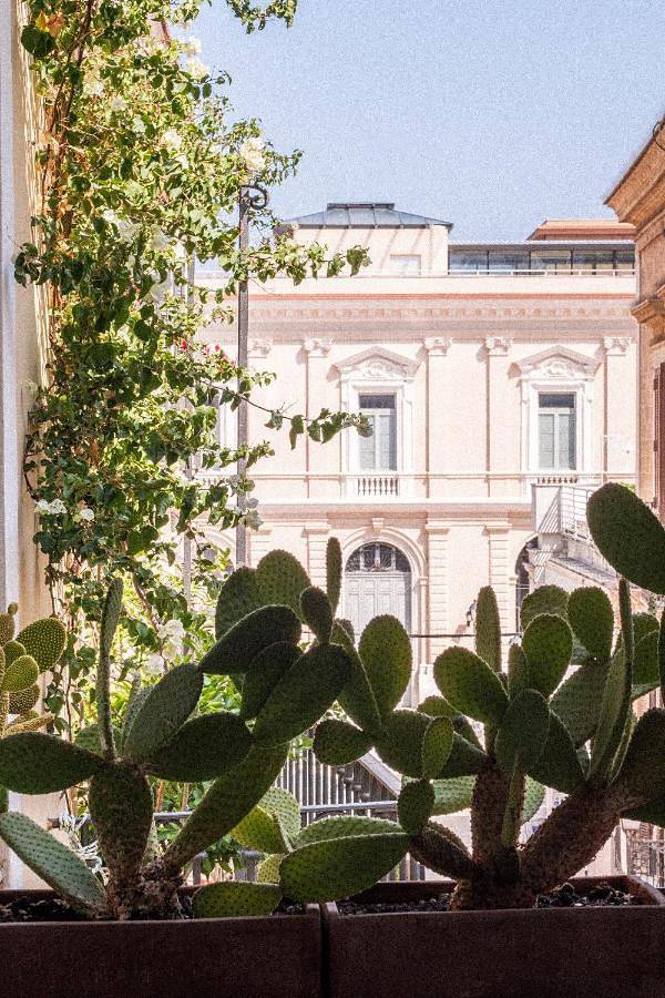 Alojamiento y desayuno para 2 personas, con vistas y balcón en Bari