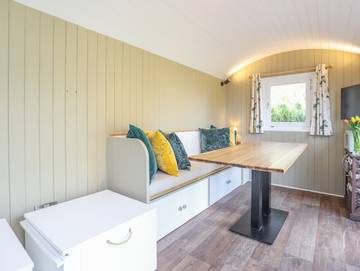 Cottage for 2 People in Lurgashall, West Sussex, Photo 2