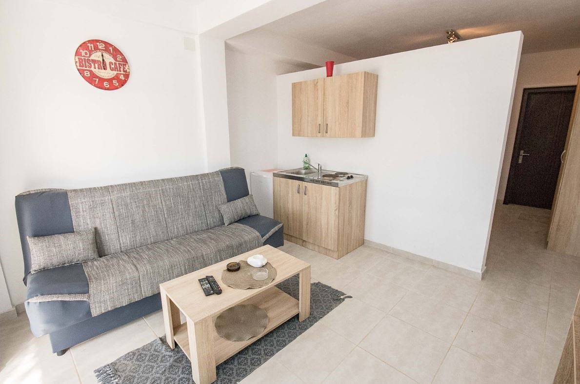 Appartement entier, Appartement de vacances pour 4 personnes avec balcon/terrasse in Monténégro