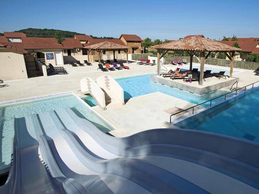 Club Belambra Les Portes de Dordogne - Wohnung 2 personen - Premium-Maisonette-Studio für 2 Personen, Schlafbereich, Balkon in Alvignac, Regionaler Naturpark Causses du Quercy